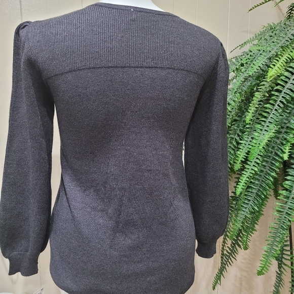 Syle&Co Cable Knit Gray Vneck Gigot Sleeve Sweater - Picture 10 of 10